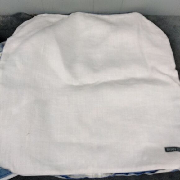 Ryan Studio Square Pillow Covers Southwestern Aztec Ikat Linen 22X22 Blue 2pc - Picture 8 of 9